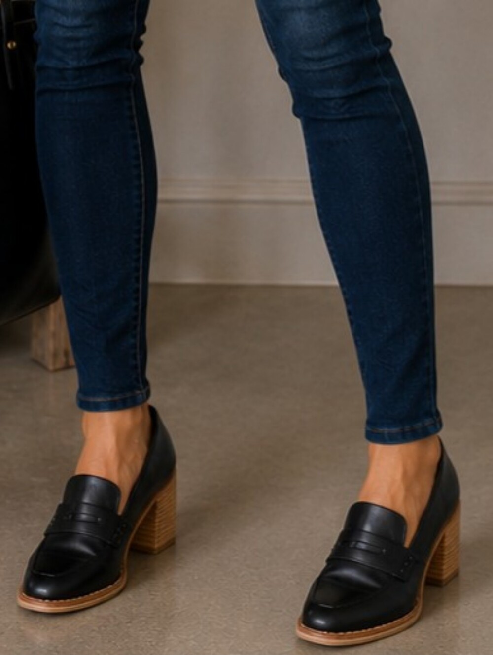 Korks Black Leather Loafers with Tan Heel 8.5 Women Shoes